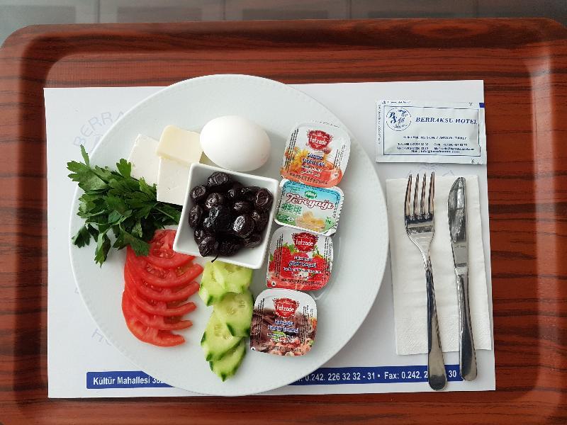 Berrak Su Hotel Antalya Exterior foto